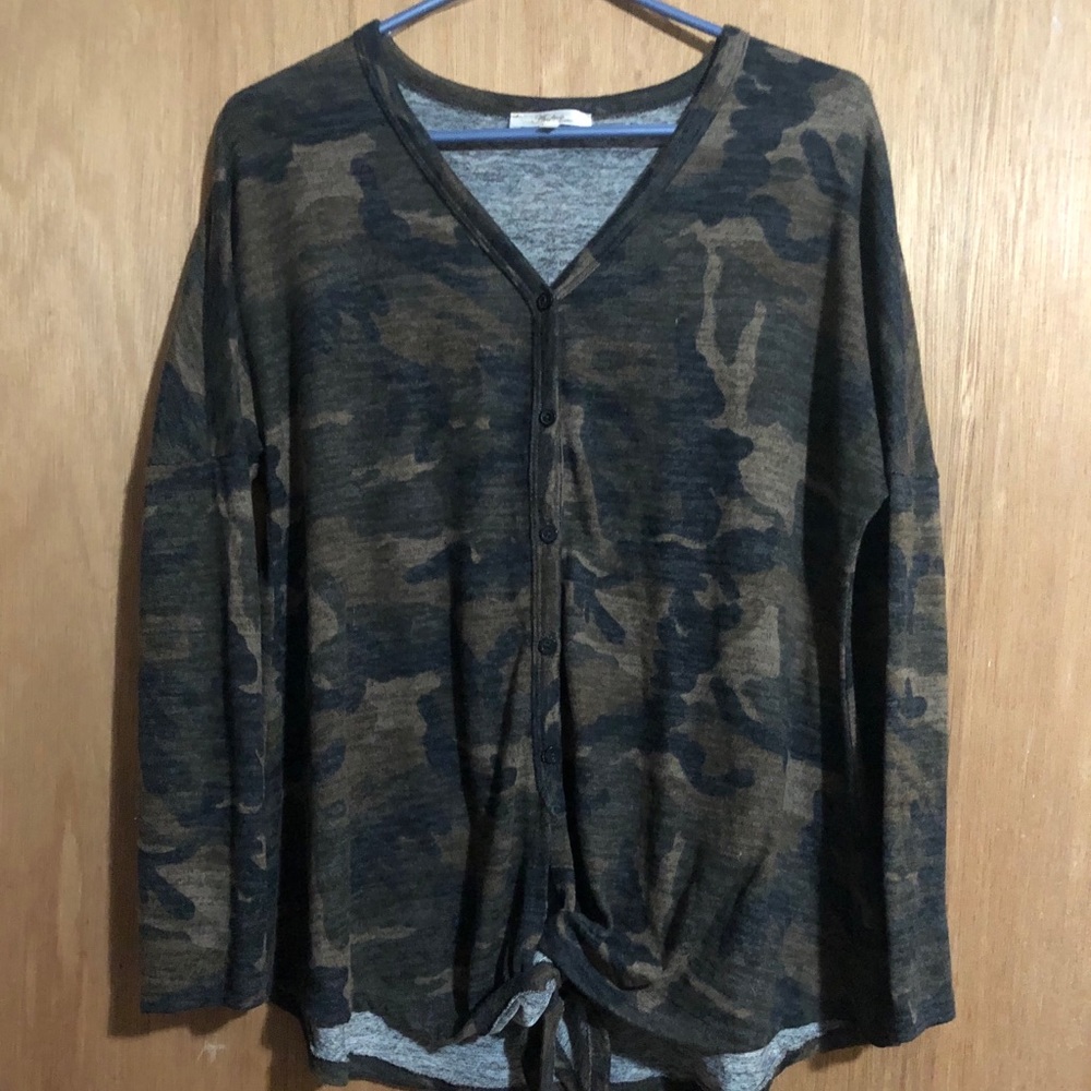 Camp top